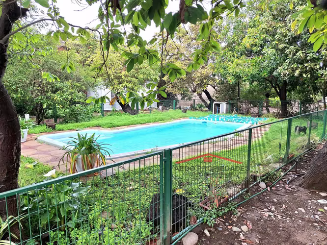 Se Vende Linda Casa Quinta de un piso, con amplio terreno, altura P 23, comuna de La Cruz.