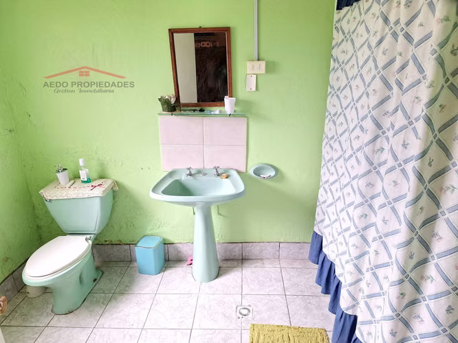 Se Vende Linda Casa Quinta de un piso, con amplio terreno, altura P 23, comuna de La Cruz.