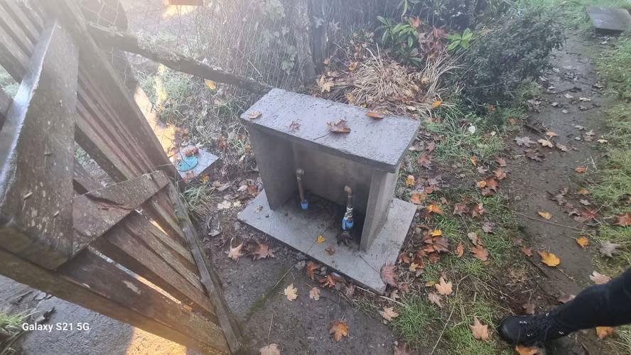 Vende Hermoso terreno con Estero Pedregoso, Radal - Freire