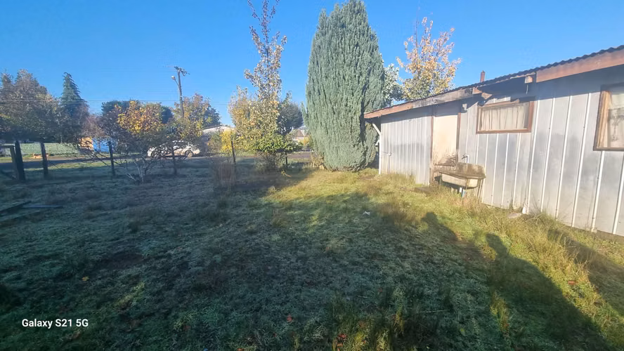 Vende Hermoso terreno con Estero Pedregoso, Radal - Freire