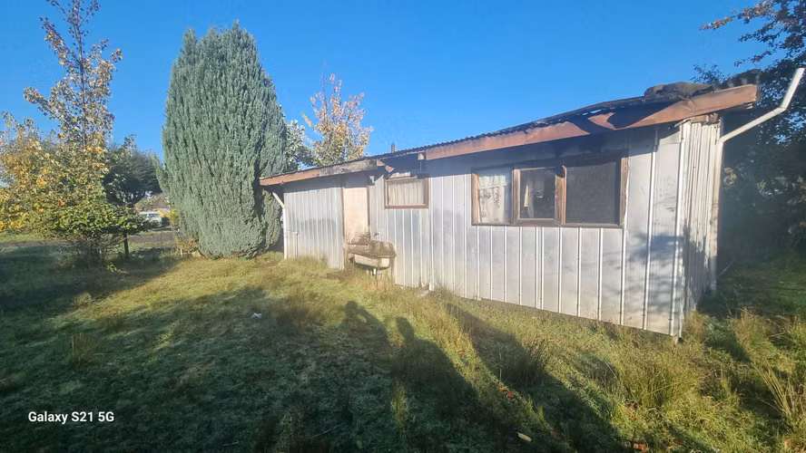 Vende Hermoso terreno con Estero Pedregoso, Radal - Freire
