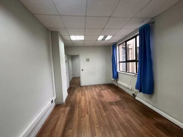 Oficinas económicas en el Centro de Temuco (111447)