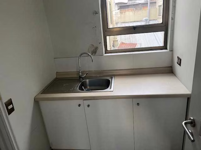 Oficinas económicas en el Centro de Temuco (111447)