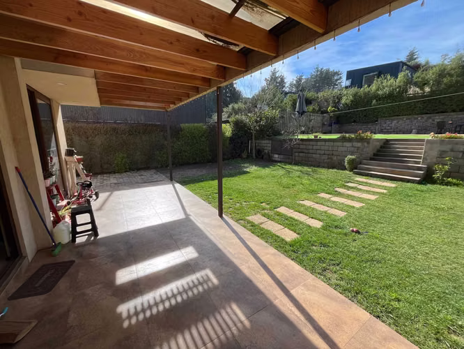 Preciosa Casa en Los Pinos (111276)