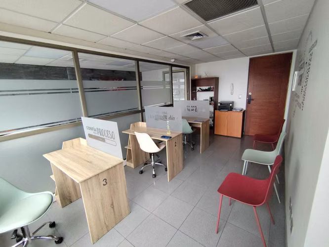 SE VENDE OFICINA EDIFICIO SINERGIA (111686)