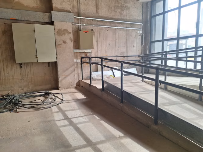 ARRIENDO LOCAL EXCELENTE VISIBILIDAD 290 MTS IRARRAZAVAL