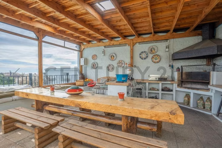 Hermosa casa exclusiva en Bosques de Montemar