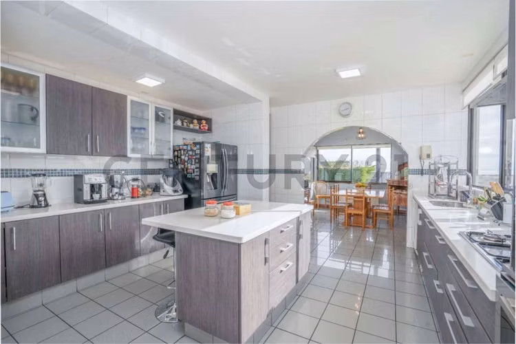 Hermosa casa exclusiva en Bosques de Montemar