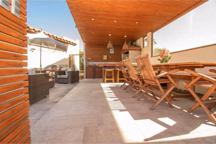 Casa en sector residencial Pinares de Montemar