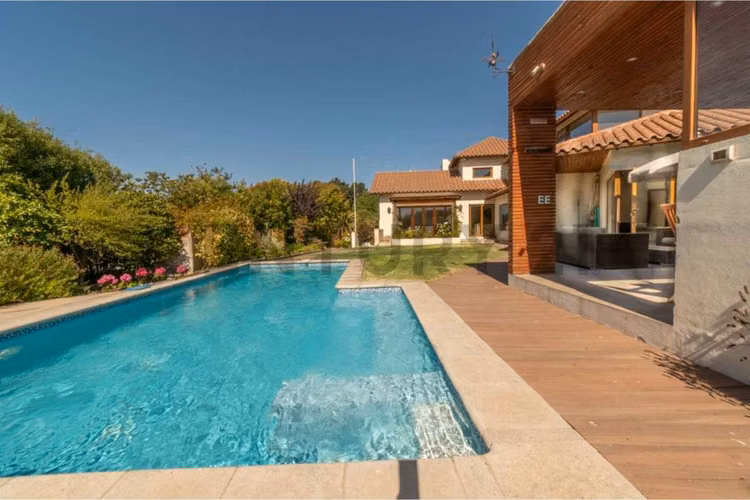 Casa en sector residencial Pinares de Montemar