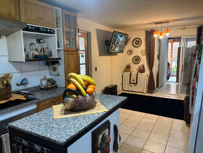 Venta de Casa 3D 3B+2Estc Condominio General San Martín  (Valle Grande) - Imagen 8