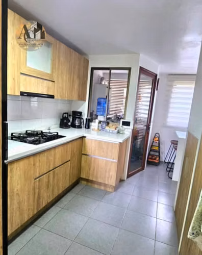 Se vende 5300uf estupenda propiedad en Alto el Manzano, TilT