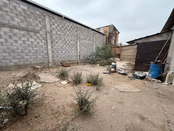TERRENO SECTOR CIRCUNVALACIÓN ESQUINA YERBAS BUENAS