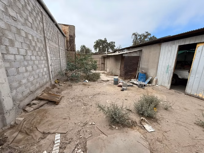 TERRENO SECTOR CIRCUNVALACIÓN ESQUINA YERBAS BUENAS