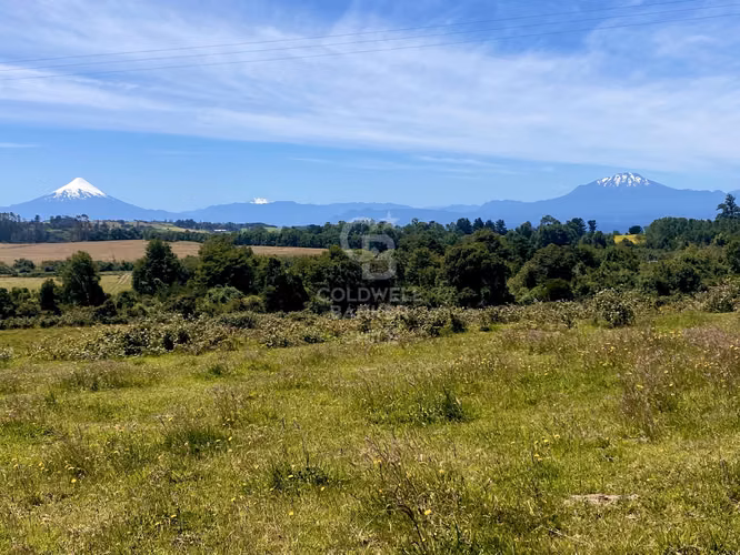 PARCELA CON VISTA AL VOLCAN Y LAGO LLANQUIHUE.
