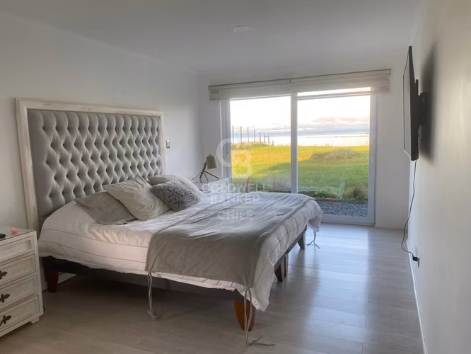 Venta de Casa/Frente al lago.