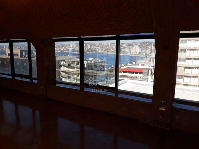 Oficina Vista al mar, Estacionamiento y Bodega.