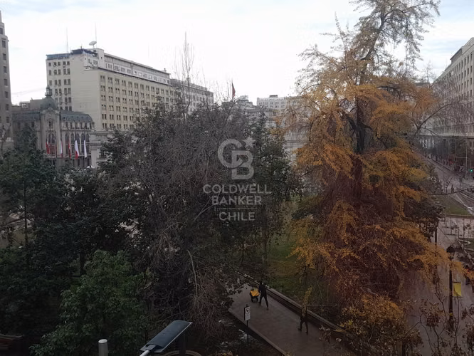 Arriendo Oficina  Duplex frente Plaza Constitución