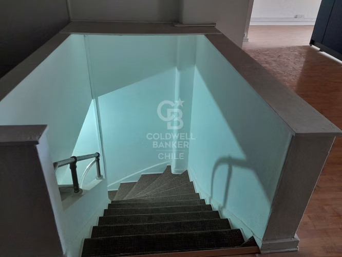Arriendo Oficina  Duplex frente Plaza Constitución