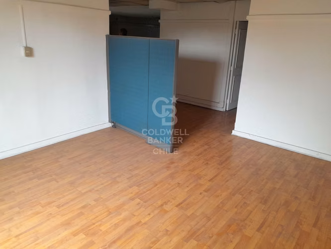 Arriendo Oficina  Duplex frente Plaza Constitución