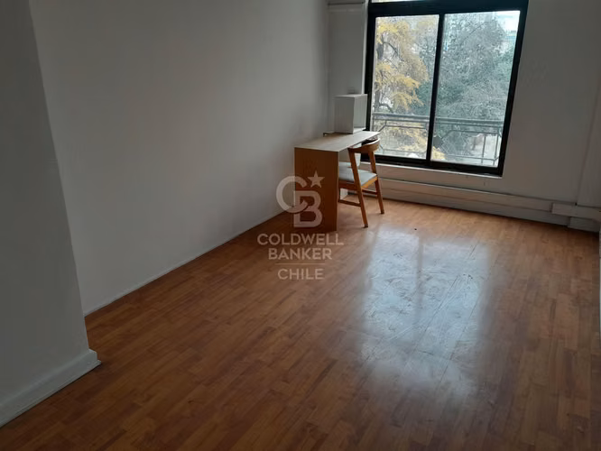 Arriendo Oficina  Duplex frente Plaza Constitución