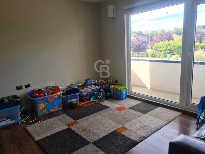 Exclusiva Casa Mediterránea en Osorno: Naturaleza y Lujo