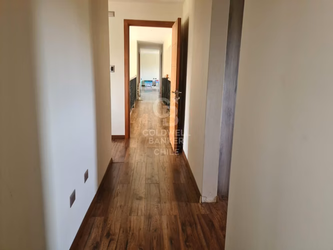 Exclusiva Casa Mediterránea en Osorno: Naturaleza y Lujo