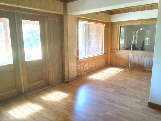Gran casa en parcela, lindas vistas y a pasos del centro