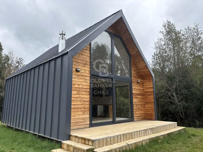 Dos casas en  Puerto Varas | Oportunidad de inversión.