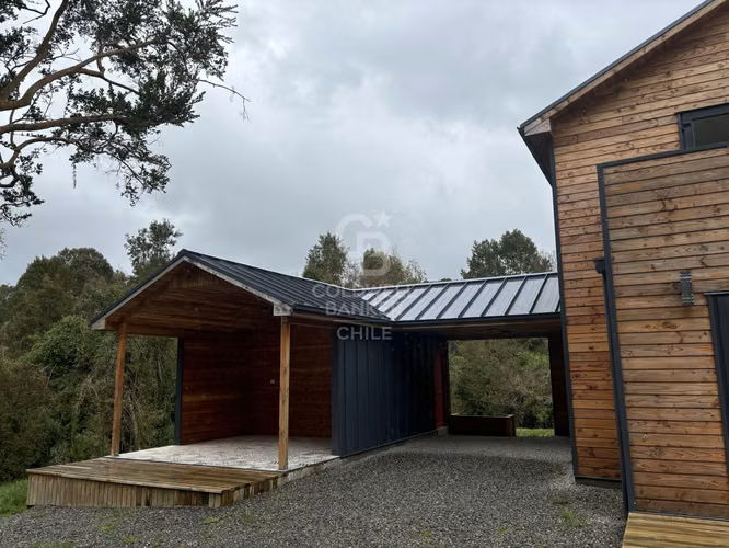 Dos casas en  Puerto Varas | Oportunidad de inversión.