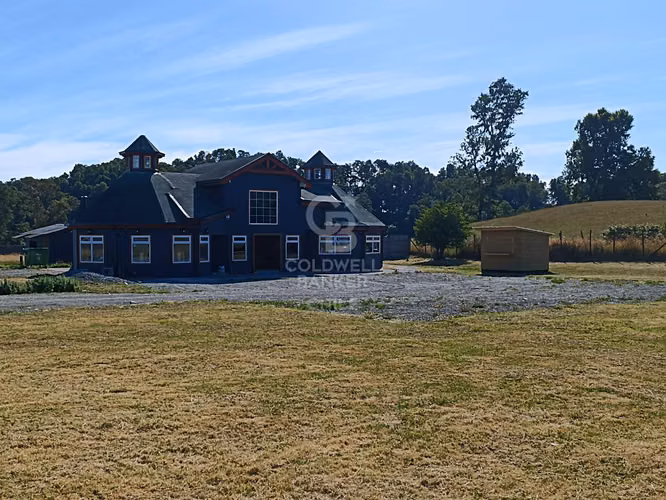 Ex Restaurante, Oportunidad en Lago Ranco.
