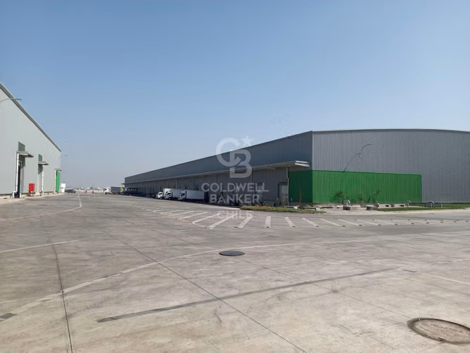 Bodegas de 5.002m2 en Parque Industrial Lo Boza