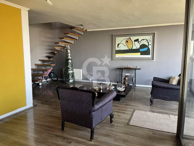 Dúplex en último piso – Rinconada El Salto