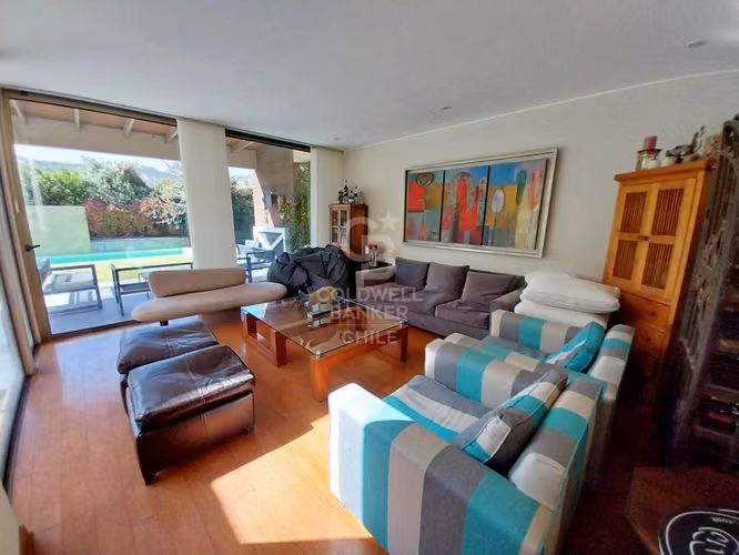 Condominio los Bravos con subterraneo