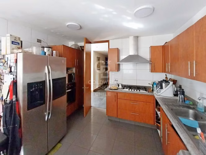 Condominio los Bravos con subterraneo