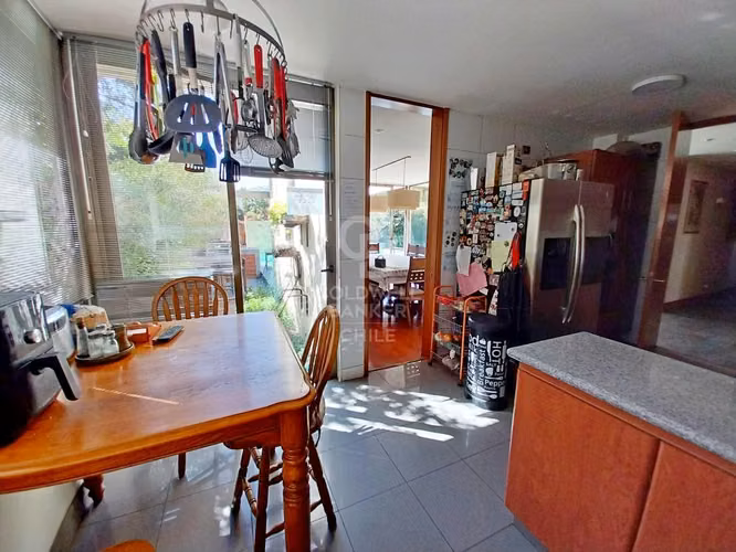 Condominio los Bravos con subterraneo