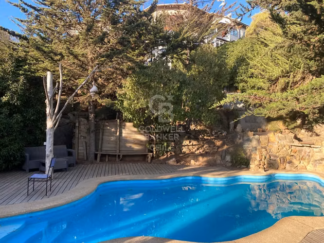 Casa arquitectura temática  Concón Campus del Mar