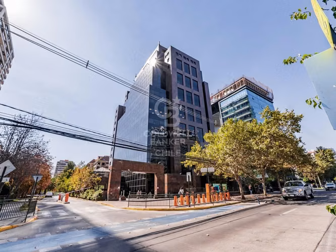Oficinas Corporativas-Frente a Parque Arauco