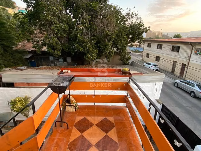 Casa Residencial Comercial cerca del Mall y Comercio