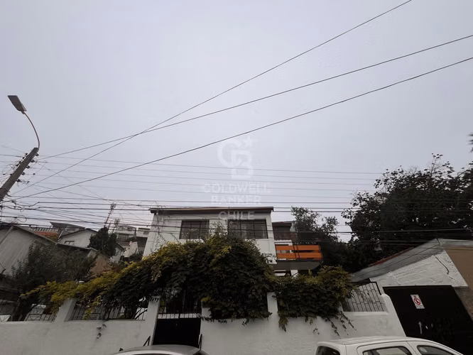 Casa Residencial Comercial cerca del Mall y Comercio