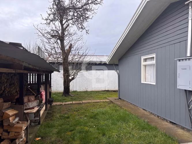 Propiedad con uso comercial y habitacional
