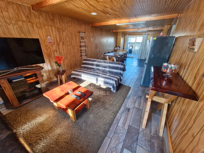 Propiedad con uso comercial y habitacional