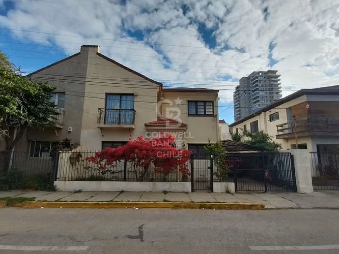 Uso Comercial y Residencial