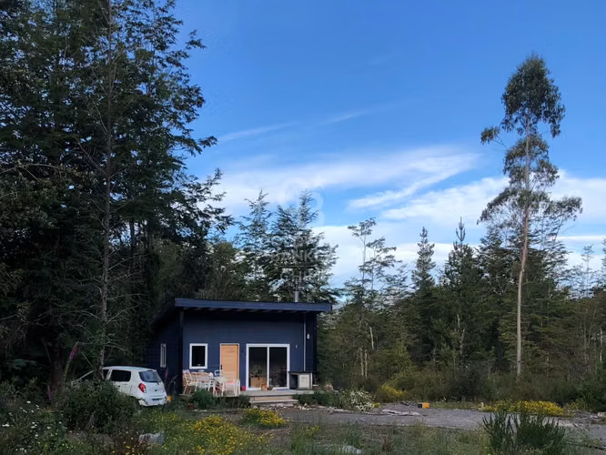Parcela con cabaña y bosque nativo | Camino a Cochamó