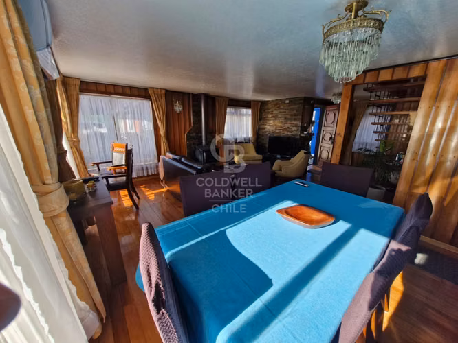 ¡Imperdible oportunidad comercial con vista al lago! - Imagen 7