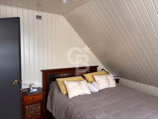 ¡Imperdible oportunidad comercial con vista al lago! - Imagen 8