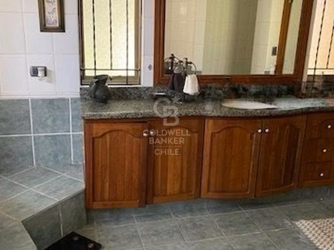 LIQUIDA GRAN CASA EMPRESARIAL.