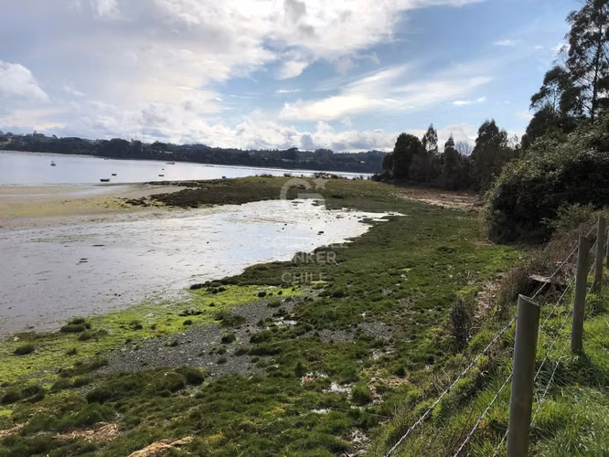 Sitio de 1.500 m² en Playa en Abtao
