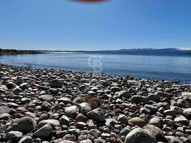 Un Paraíso del Sur de Chile, sitios con acceso  al lago.