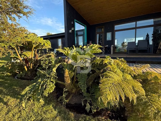 2 casas, acceso al lago y lindísima vista